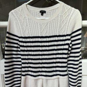 Talbot's Cream & Navy Cable Sweater M